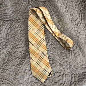 Classic Burberry pattern tie